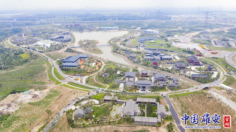 “大张堡村如今变成了美丽的雄安郊野公园，大家就想常‘回家’看看。”王占忠说，征迁安置工作从来不是简单的拆房子，让群众满意才是工作的最终目标。如今，全村都全力支持新区建设，大家都盼着雄安未来的美好生活。中国雄安官网记者牛思佳 摄