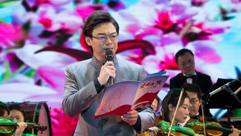 诗朗诵《我想等你换上春装》