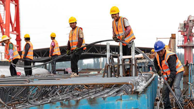 图集丨中秋工地行：向雄安建设者致敬