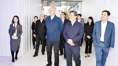 河北省党政代表团到北京市学习考察