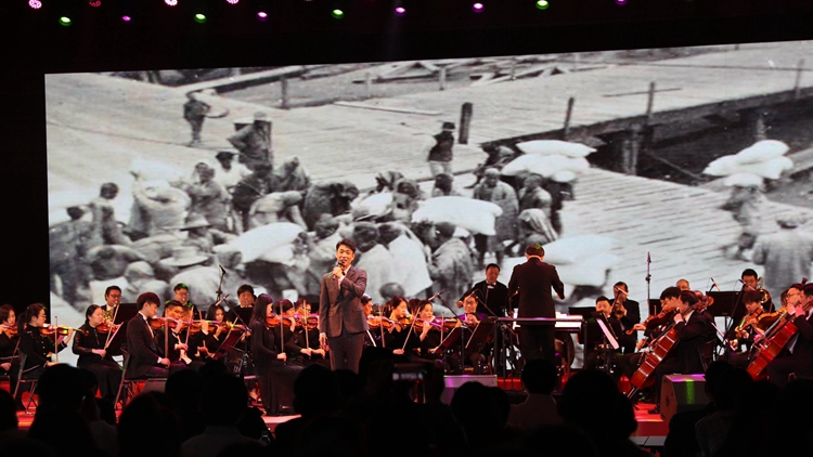 朗诵《荷花淀》片段