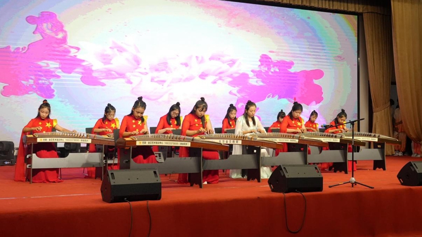 精彩纷呈！雄安新区雄县举办庆“七一”大型文艺演出