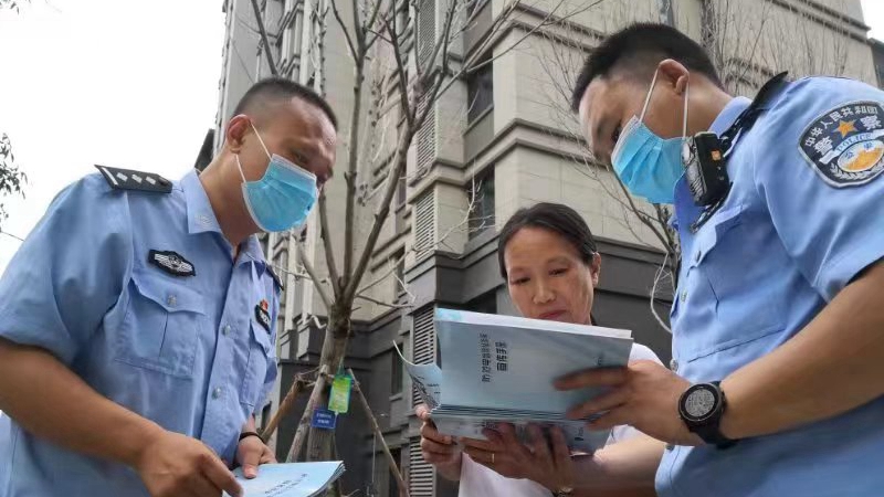 夏季治安打击整治“百日行动”丨一线见闻：护航新区建设 守护百姓安宁