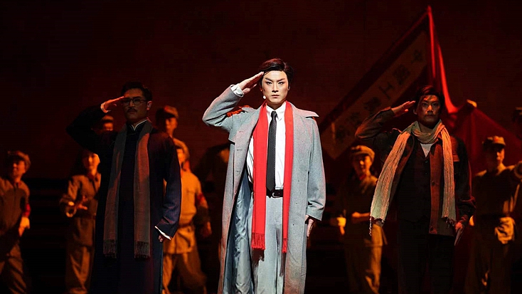 聚焦第十三届中国艺术节｜现代京剧《红色特工》：再现谍报战场上的“隐秘而伟大”