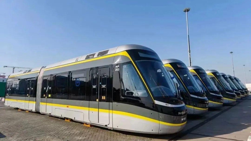 “唐山制造”顺利穿越欧洲路易一世大桥!