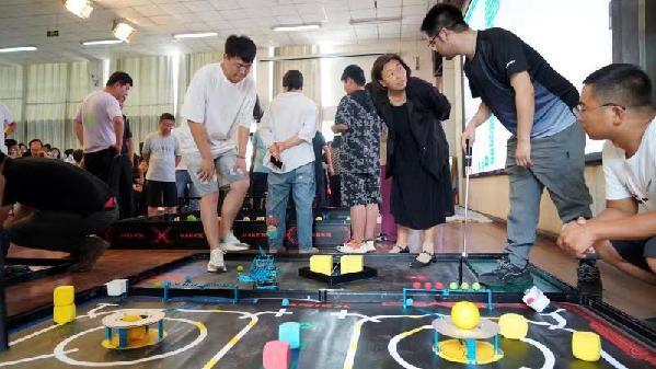 雄安新区启动首届青少年人工智能机器人大赛