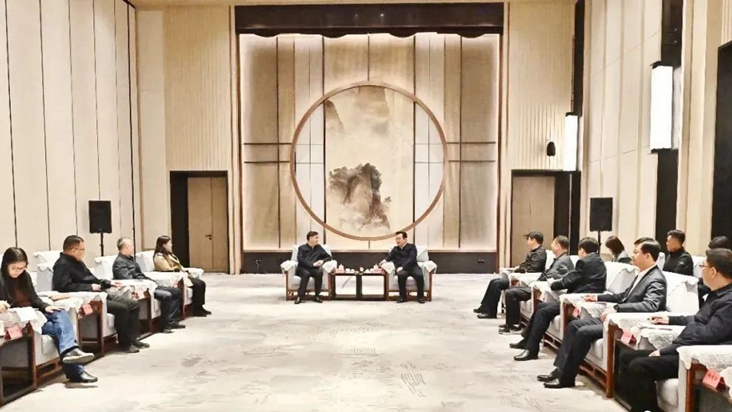 张国华与国家体育总局副局长张家胜一行举行工作座谈