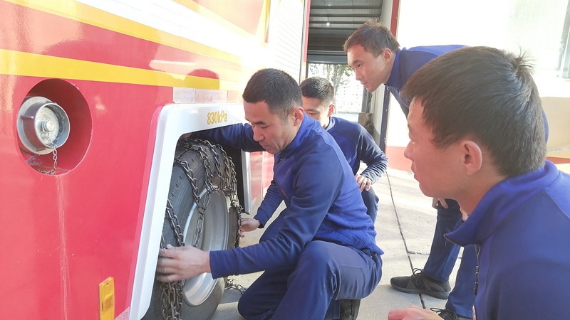 雄安新区消防救援工作筹备组开展冬季车辆器材维护保养活动