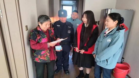 “双争”进行时丨助力温暖过冬,为新区人民幸福加温