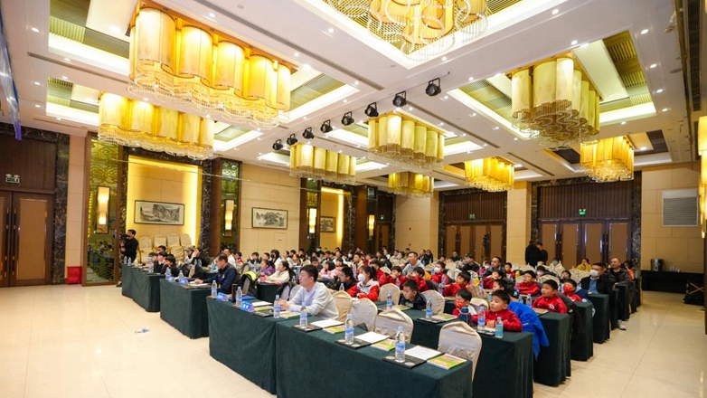 “足球之声”——足球知识普及大讲堂在雄安开讲