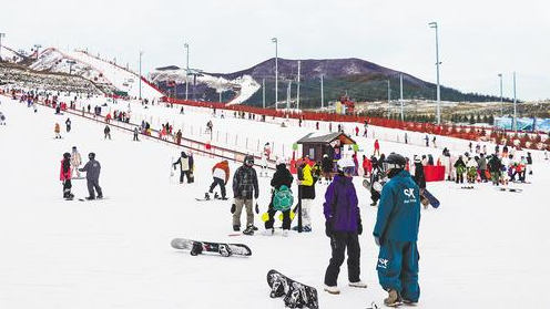 张家口市崇礼区冰雪旅游快速升温