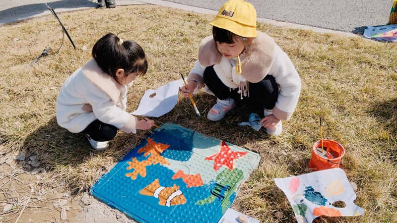 儿童友好看雄安丨雄安新区建设和交通管理局举办艺术之旅彩绘活动