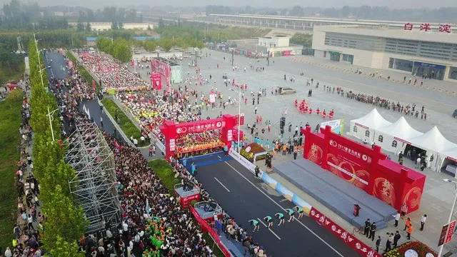 【视频】第二届雄安马拉松 9月15日正式开跑